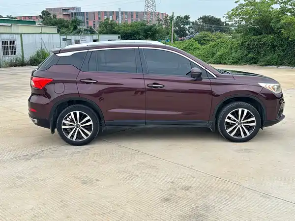 GAC Trumpchi GS4 2017