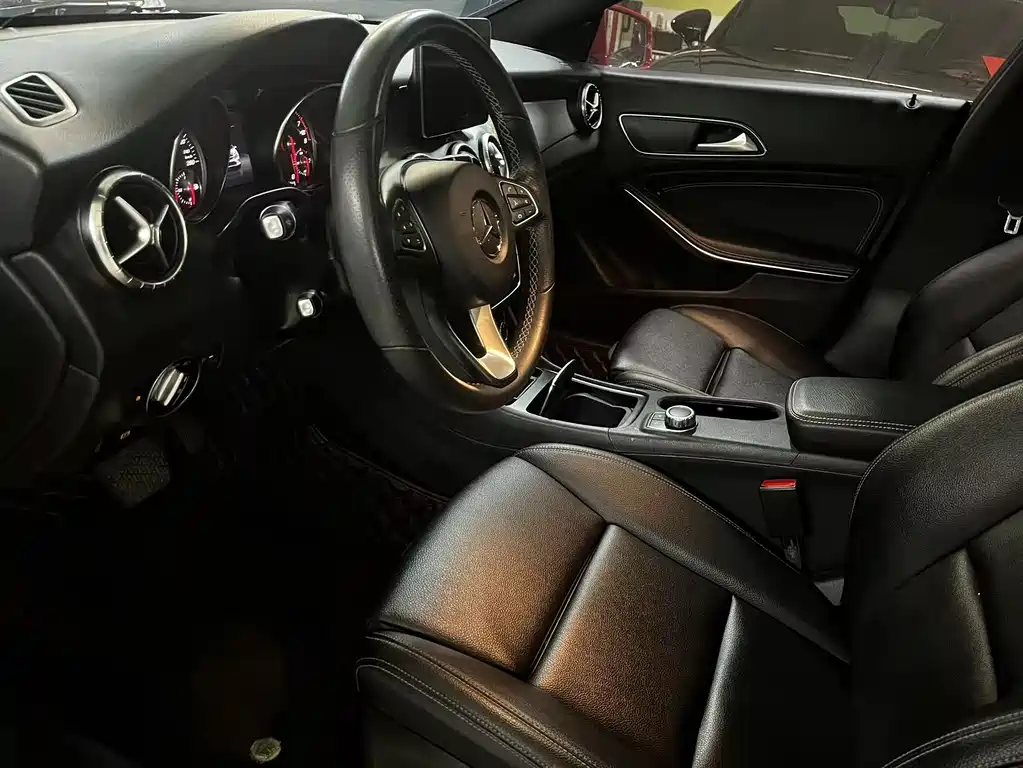 Mercedes-Benz CLA 2018 — фото 4