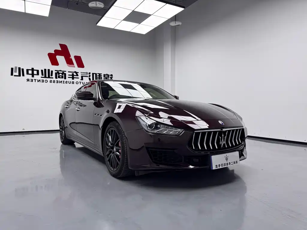 Maserati Ghibli 2019 — фото 3