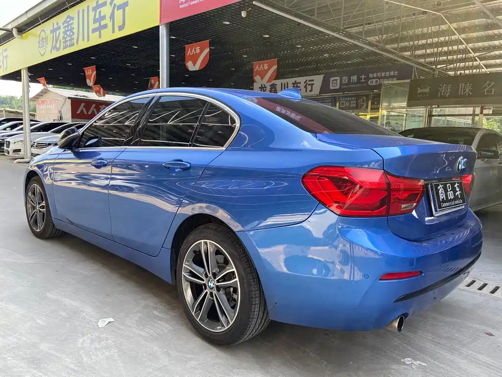 BMW 1 Series 2018 — фото 13