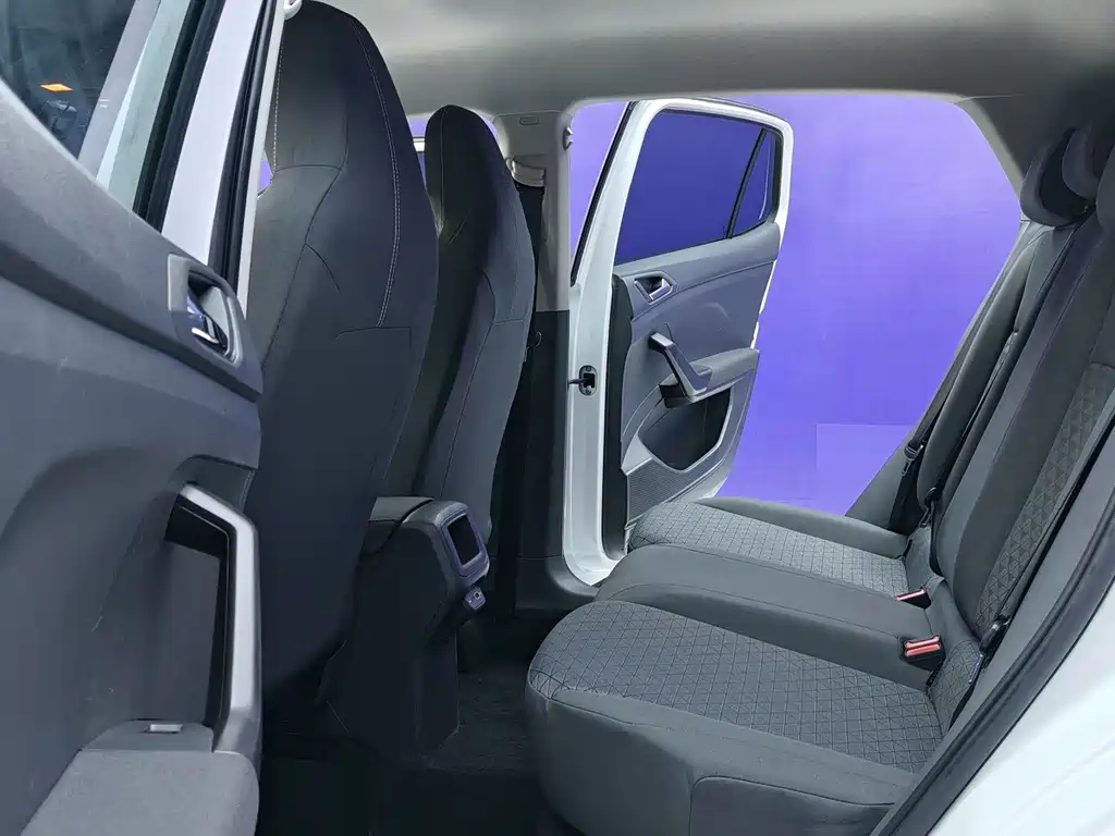 Volkswagen T-Cross 2021 — фото 10