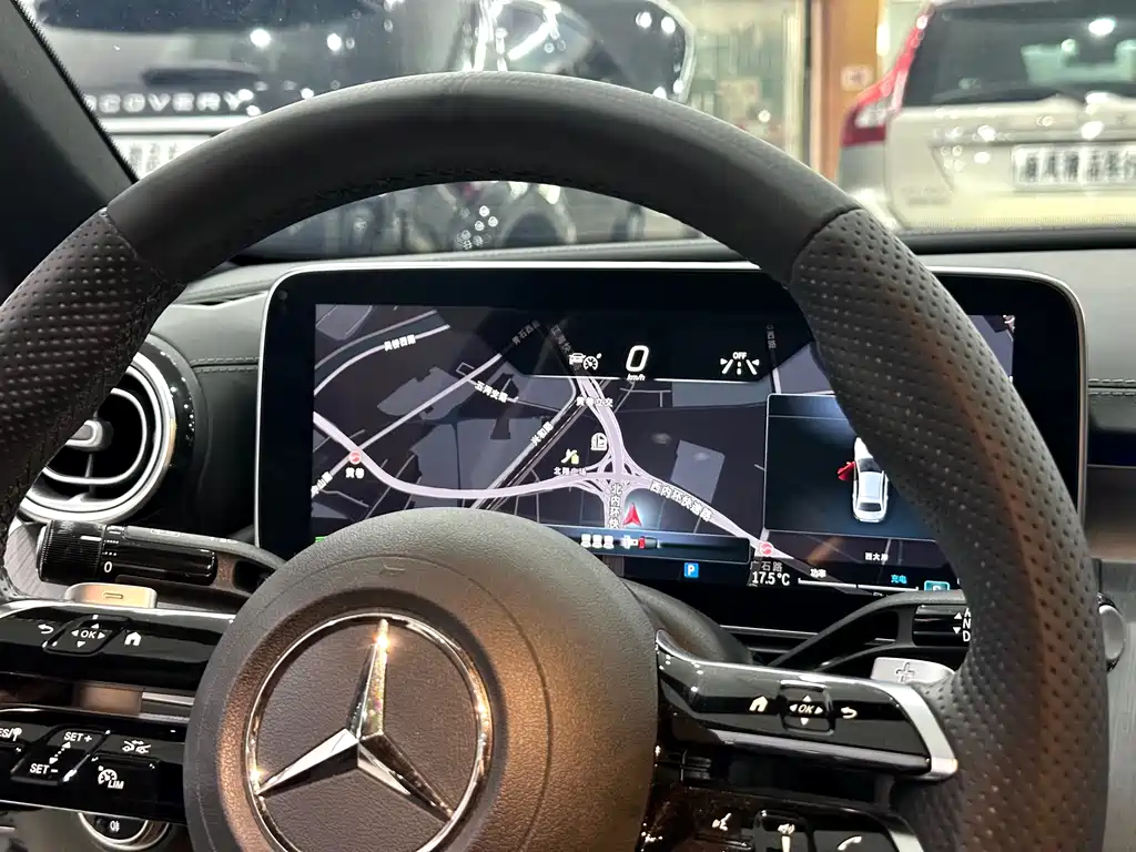 Mercedes-Benz C-Class 2023 — фото 9