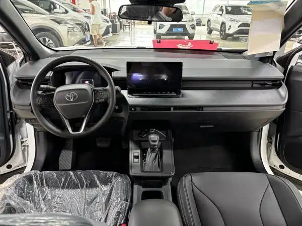 Toyota Frontlander 2026