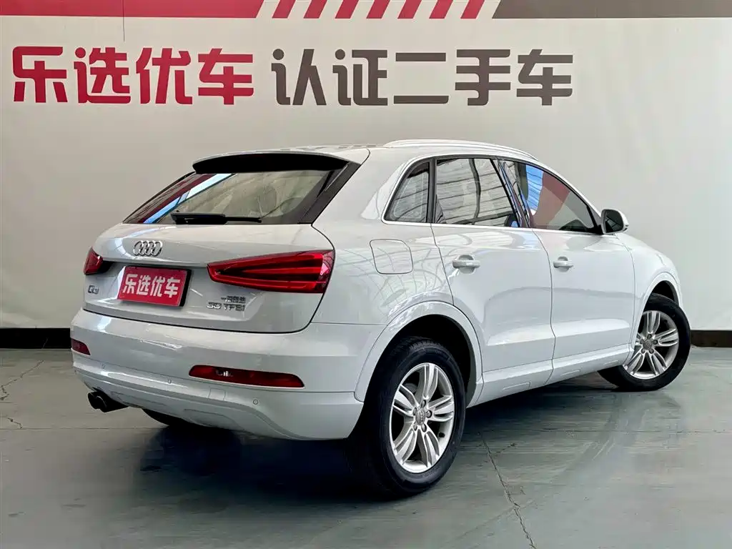 Audi Q3 2016 — фото 4
