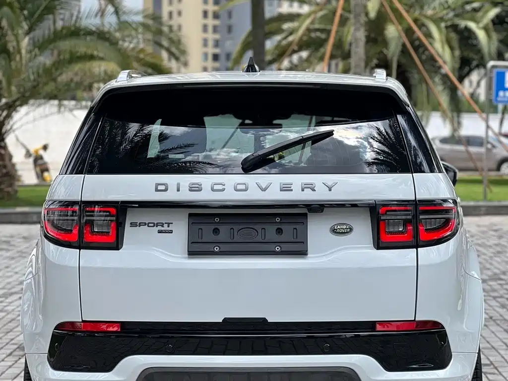 Land Rover Discover New Energy For Sports 2022 — фото 8