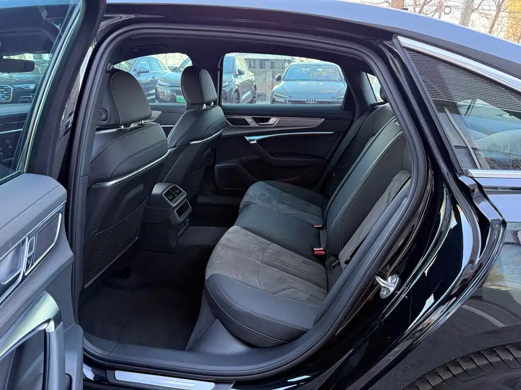 Audi A6L 2024