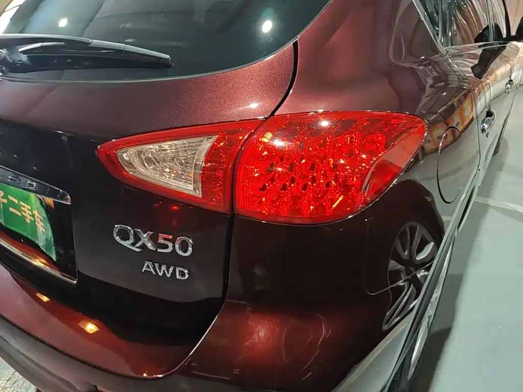 Infiniti QX50 2017 — фото 8