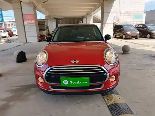 MINI 2018
