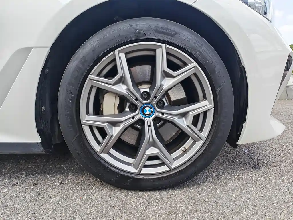 BMW i3 2024 — фото 20