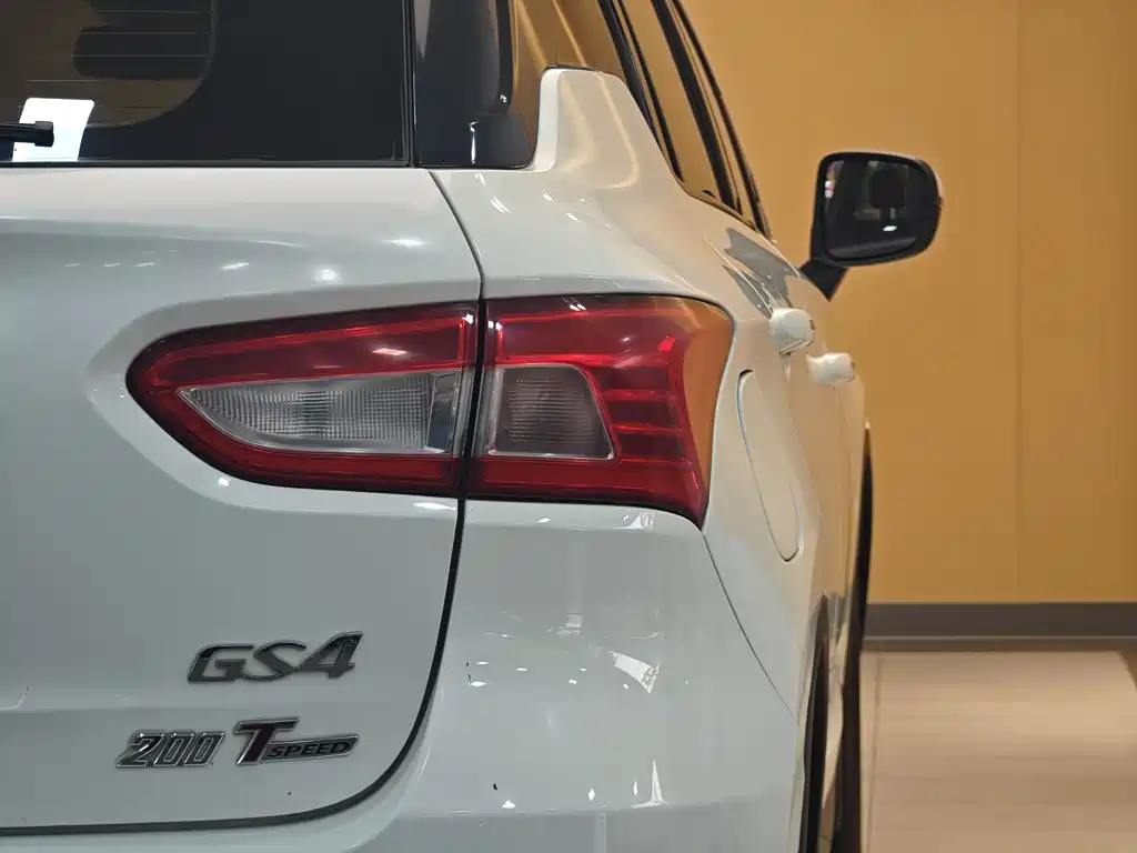 GAC Motor Trumpchi GS4 2015 — фото 25