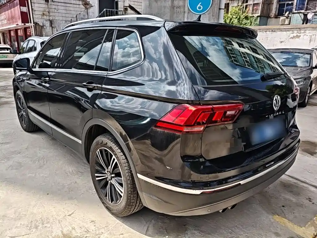 Volkswagen Tiguan L 2021