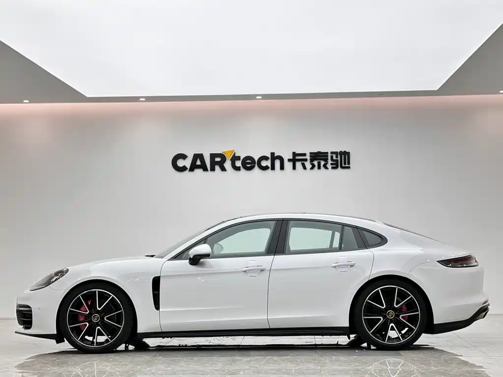 Porsche Panamera 2022 — фото 2