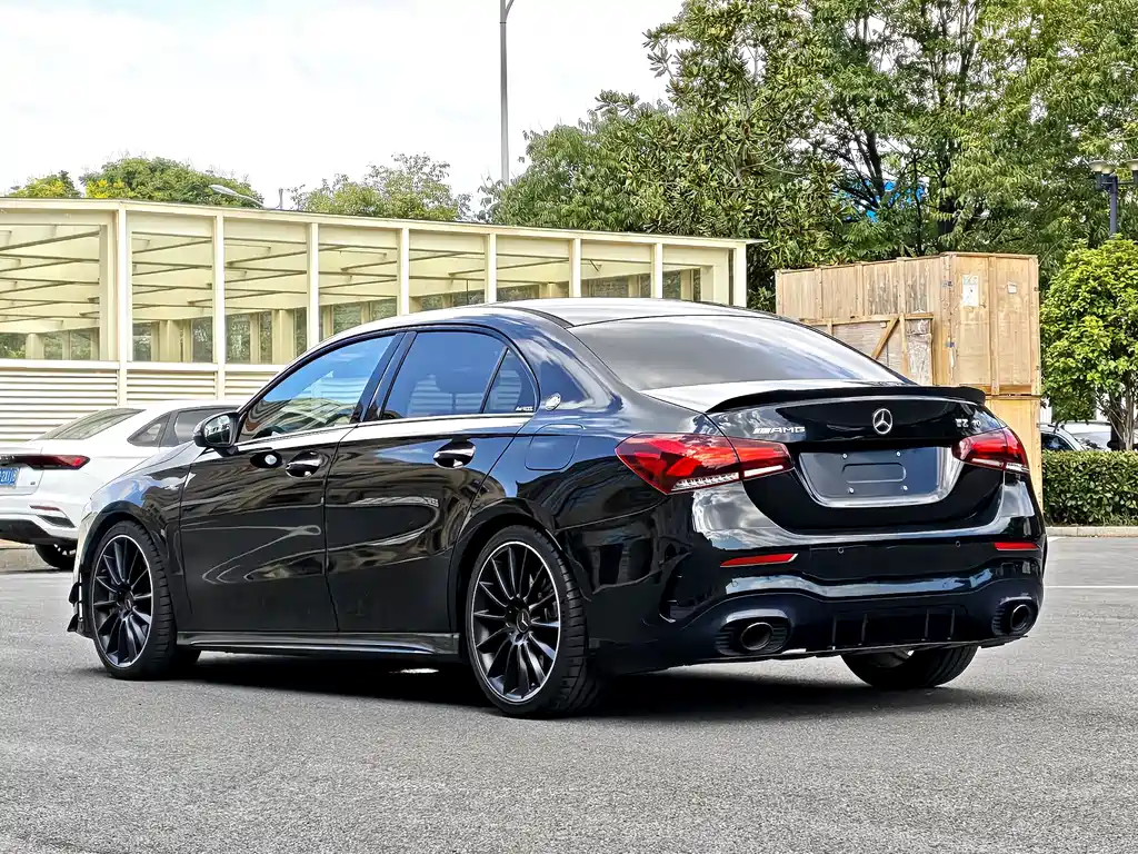 Mercedes-Benz A-Class AMG 2021 — фото 4
