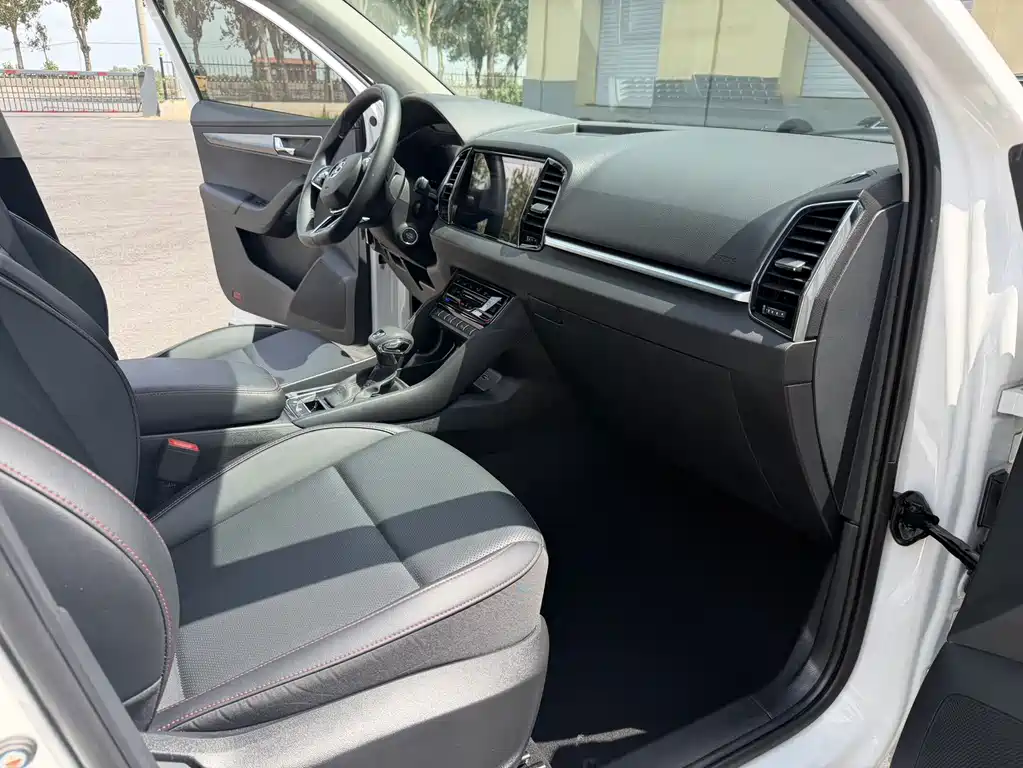 Skoda Karoq 2022 — фото 14