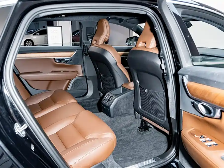 Volvo S90 2025 — фото 22