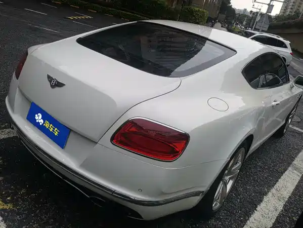 Bentley Continental 2015