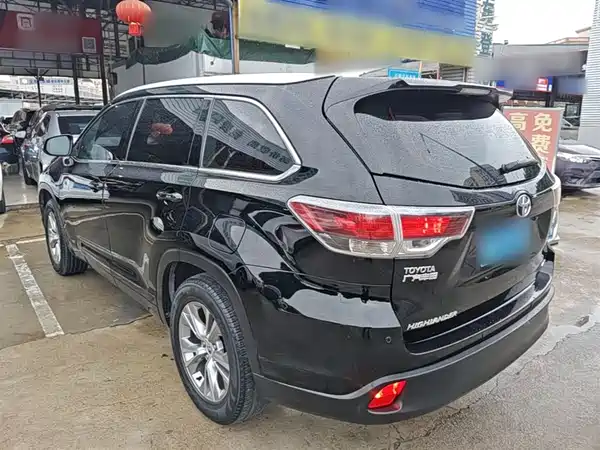 Toyota Highlander 2016