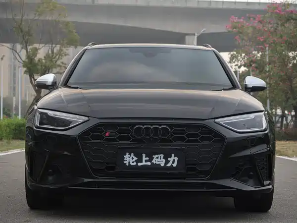 Audi S4 2024