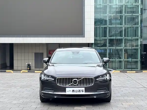 Volvo S90 2024