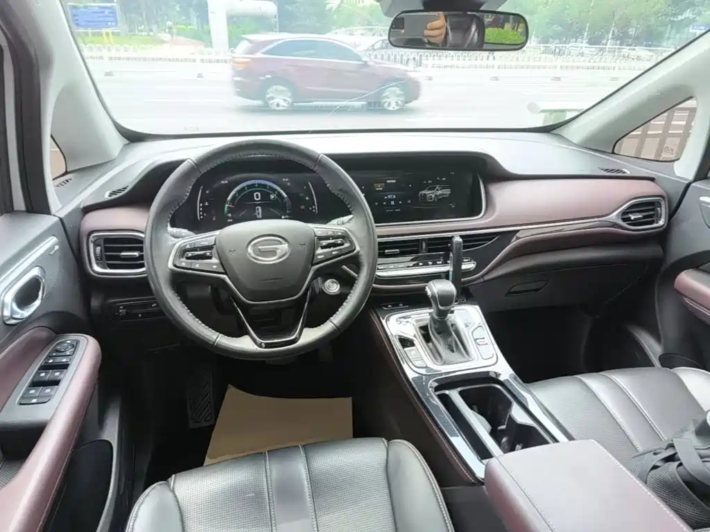 GAC Trumpchi M6 2024 — фото 10