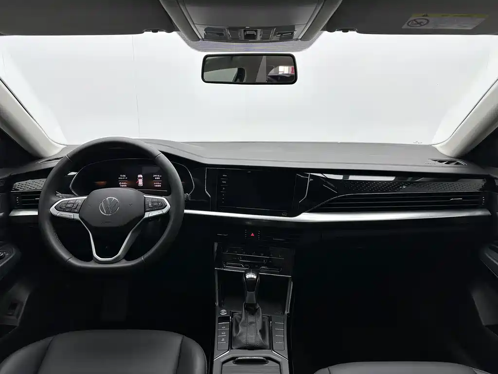 Volkswagen Passat 2023