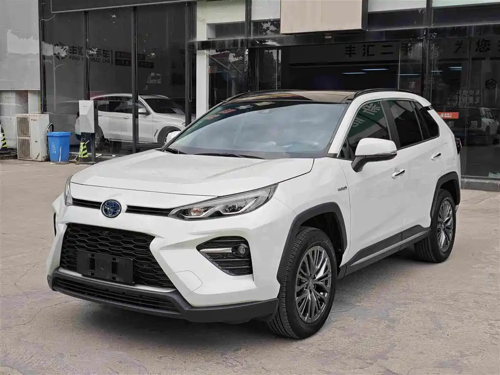 Toyota Wildlander 2023 — фото 1