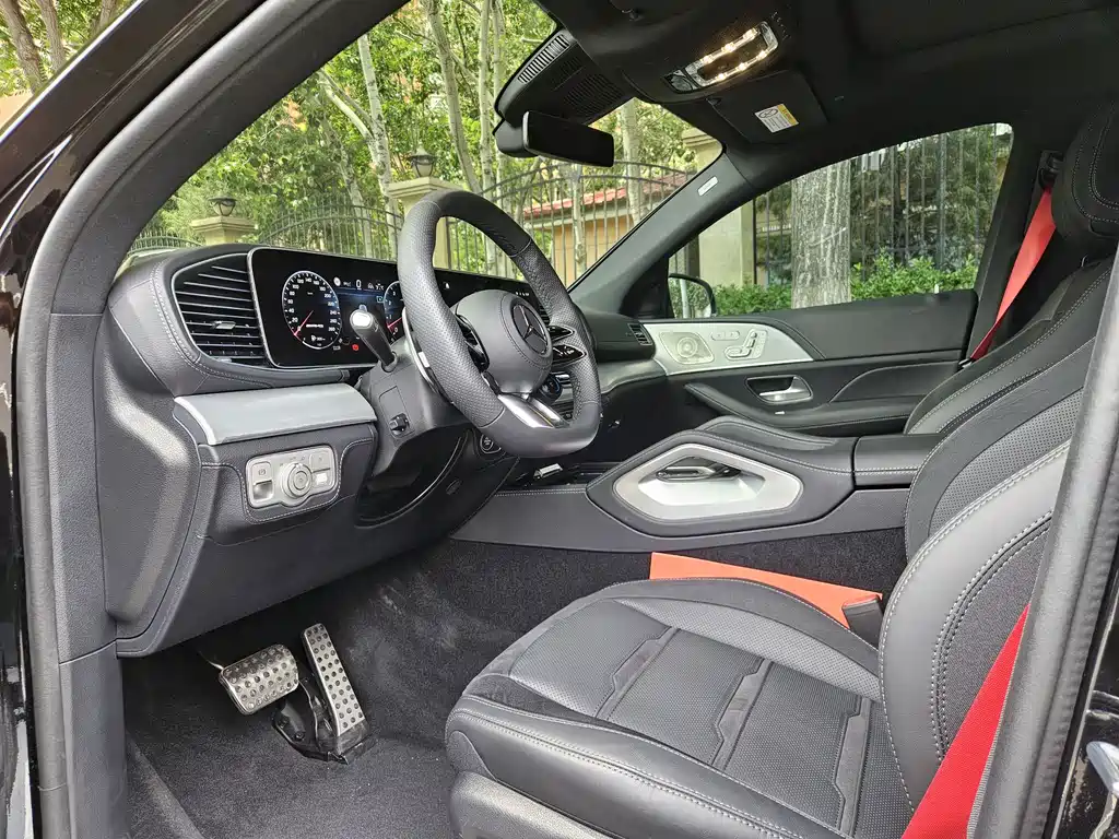 Mercedes-Benz GLE Coupe AMG 2024 — фото 6