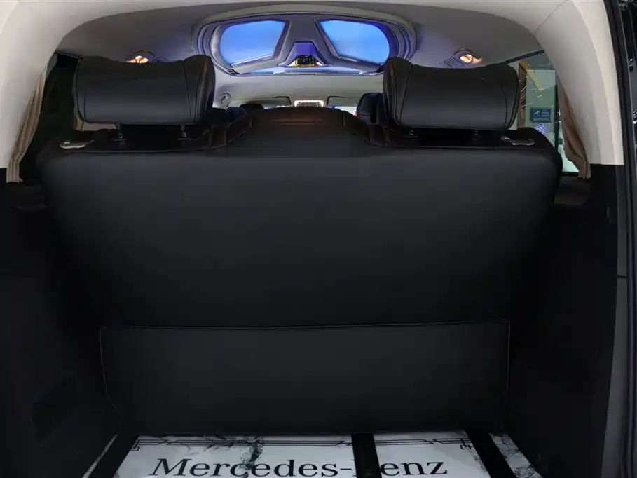 Mercedes-Benz Vito 2023 — фото 15