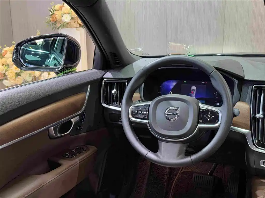 Volvo S90 2023 — фото 15