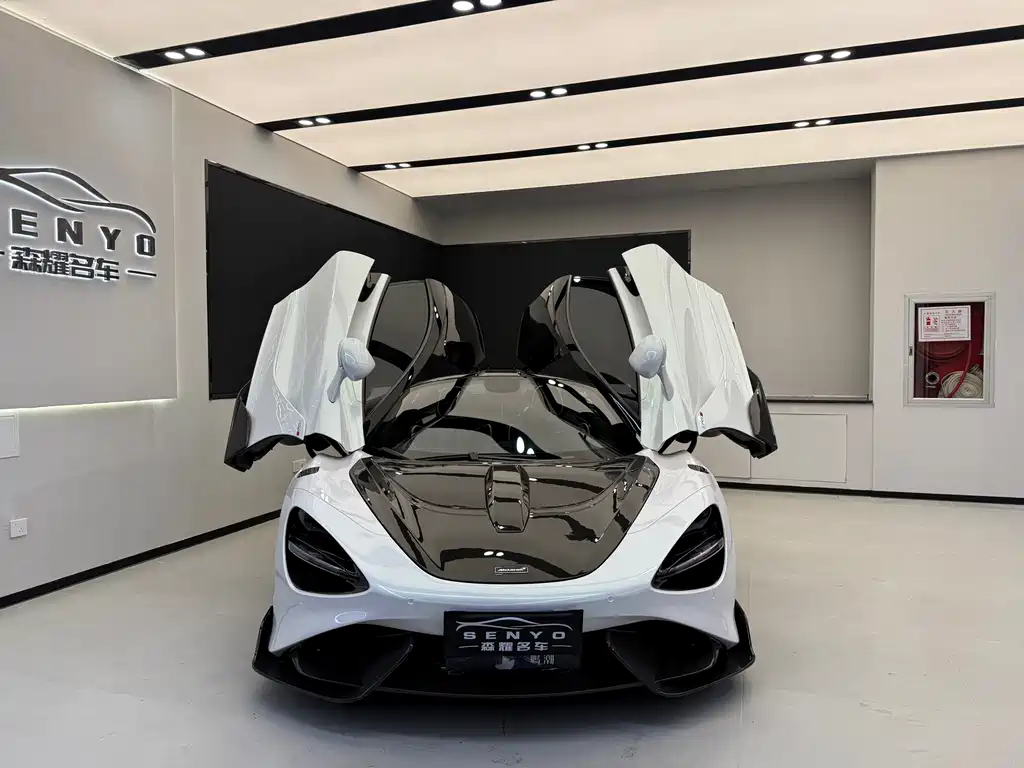 McLaren 720S 2019 — фото 2