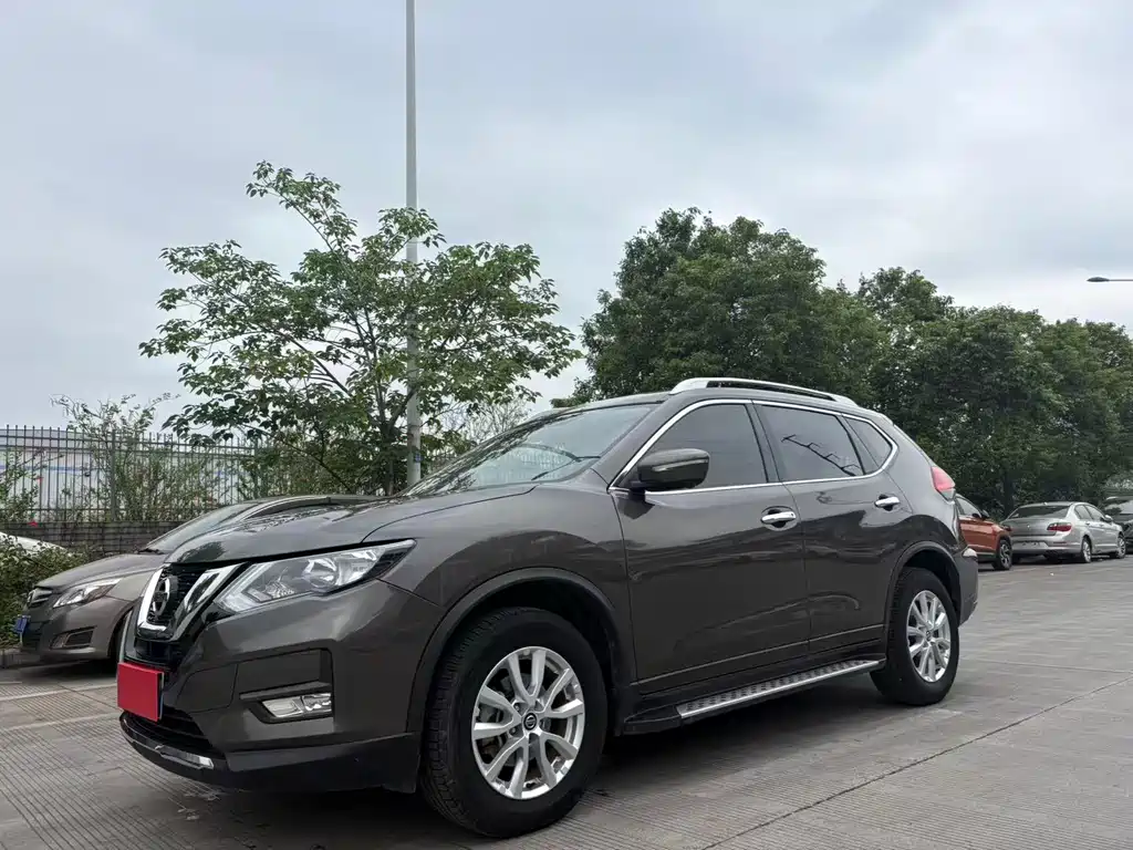 Nissan X-Trail 2019 — фото 1