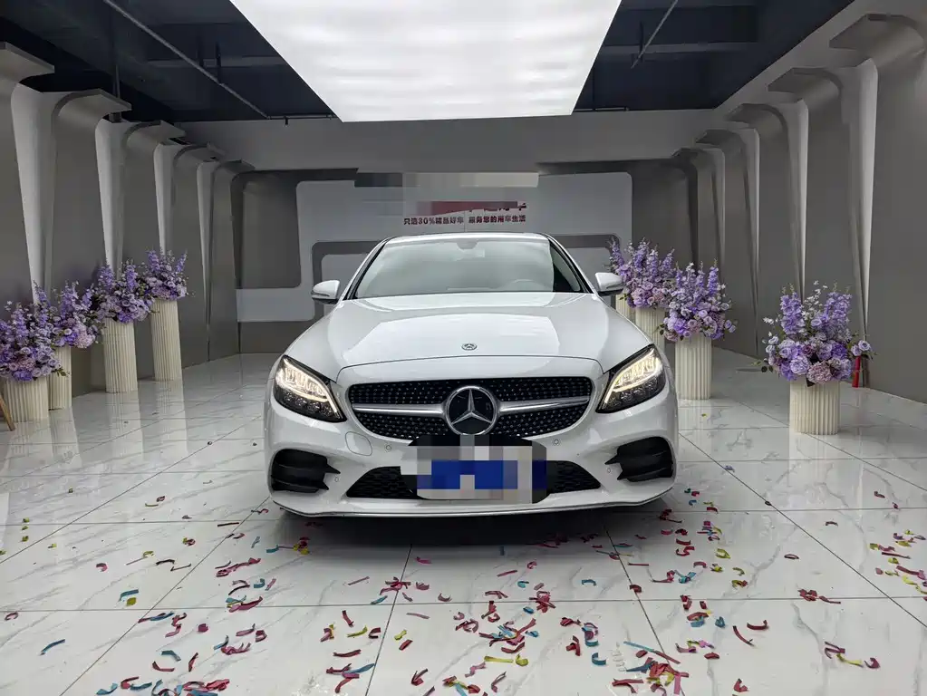 Mercedes-Benz C-Class 2020