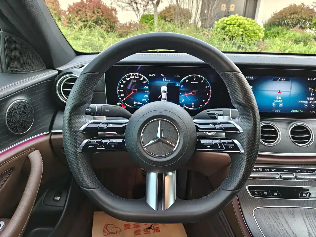 Mercedes-Benz E-Class 2022 — фото 14