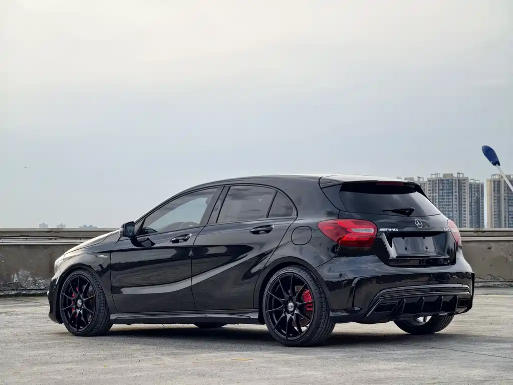 Mercedes-Benz A-Class AMG 2017 — фото 16