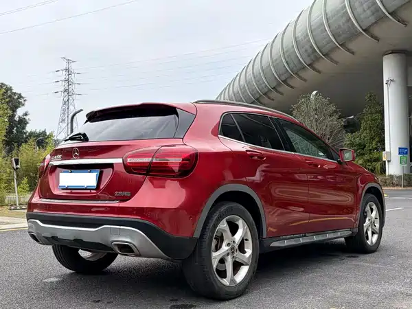 Mercedes-Benz GLA 2017