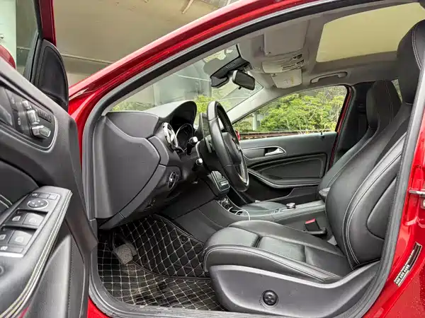 Mercedes-Benz GLA 2017