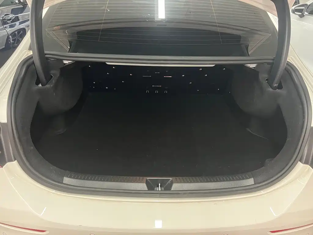 Mercedes-Benz A-Class 2023 — фото 11