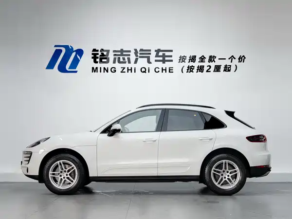 Porsche Macan 2016