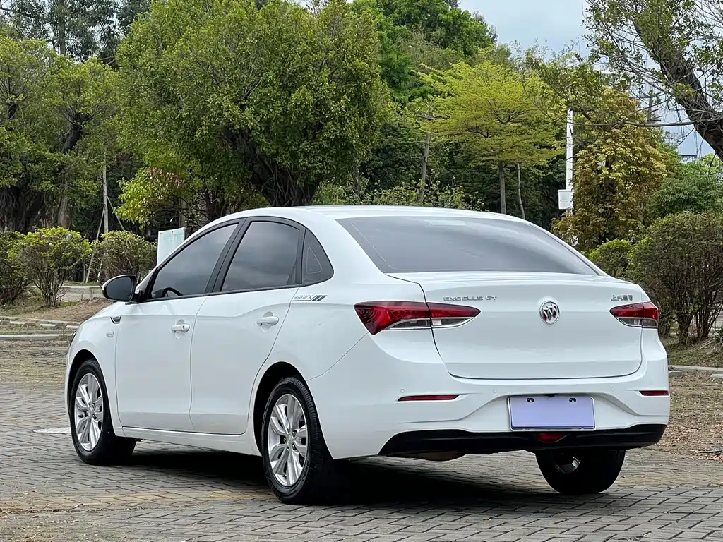 Buick Excelle 2020