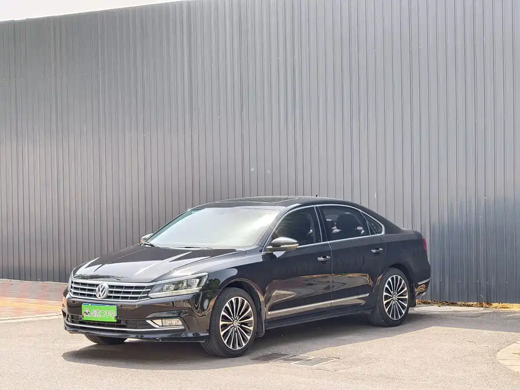 Volkswagen Passat 2016 — фото 1