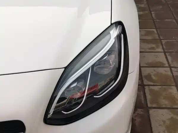 Mercedes-Benz SLC 2016