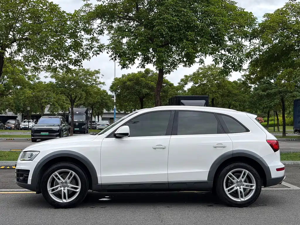 Audi Q5 2018 — фото 2