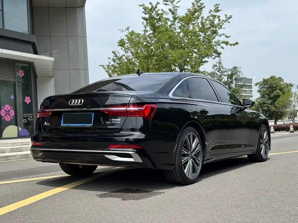Audi A6L 2024 — фото 9