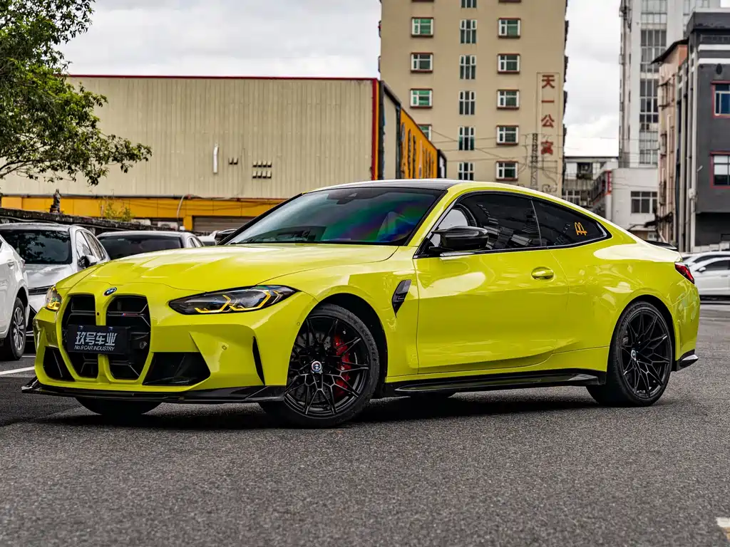 BMW M4 2024 — фото 1