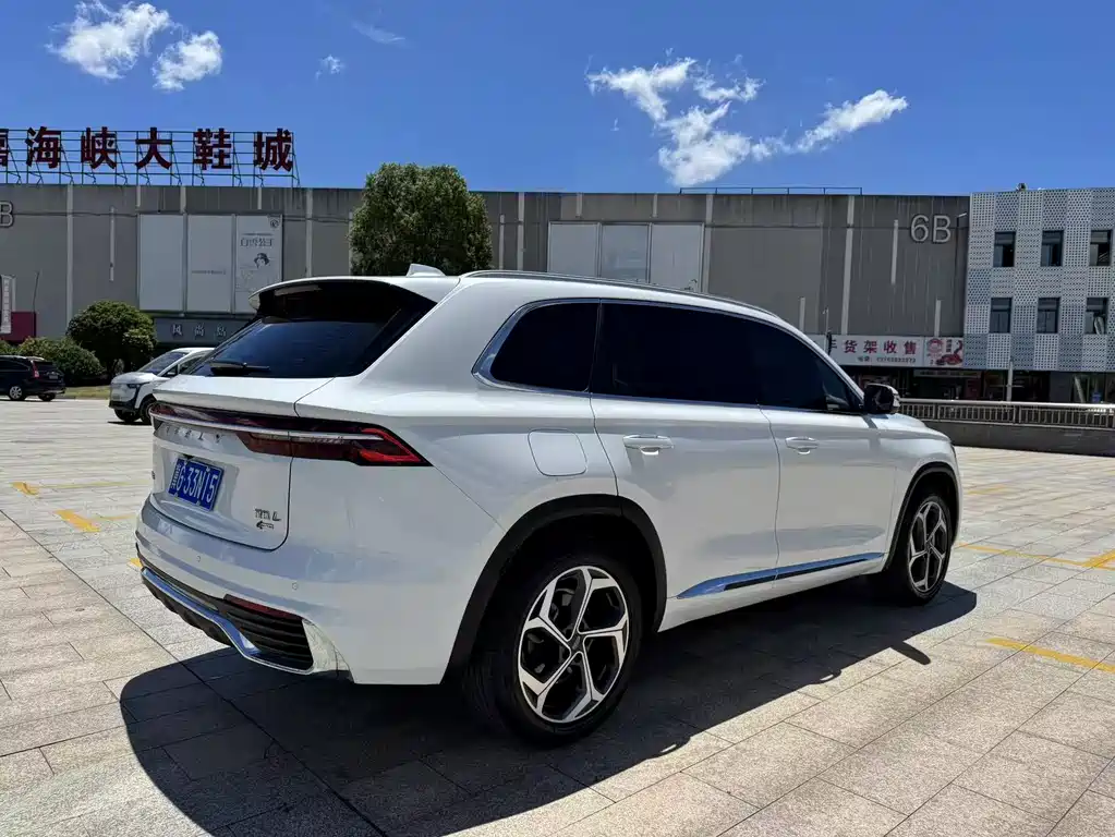 Geely Xingyue L 2022 — фото 7