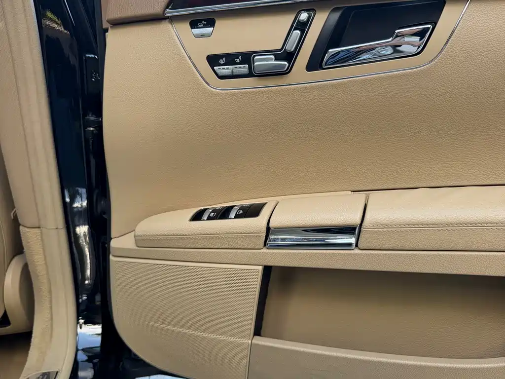 Mercedes-Benz S-Class 2011 — фото 16