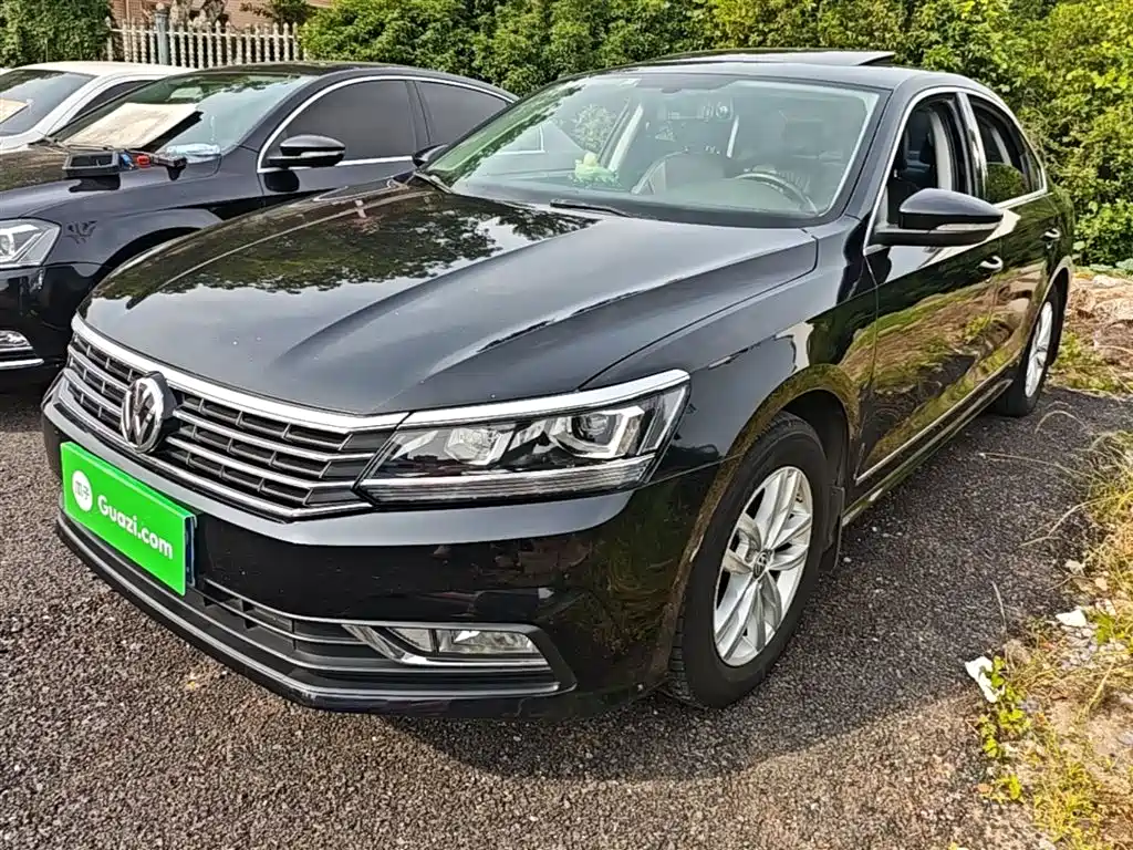 Volkswagen Passat 2016 — фото 1