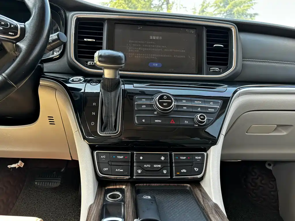 GAC Motor Trumpchi M8 2019 — фото 6