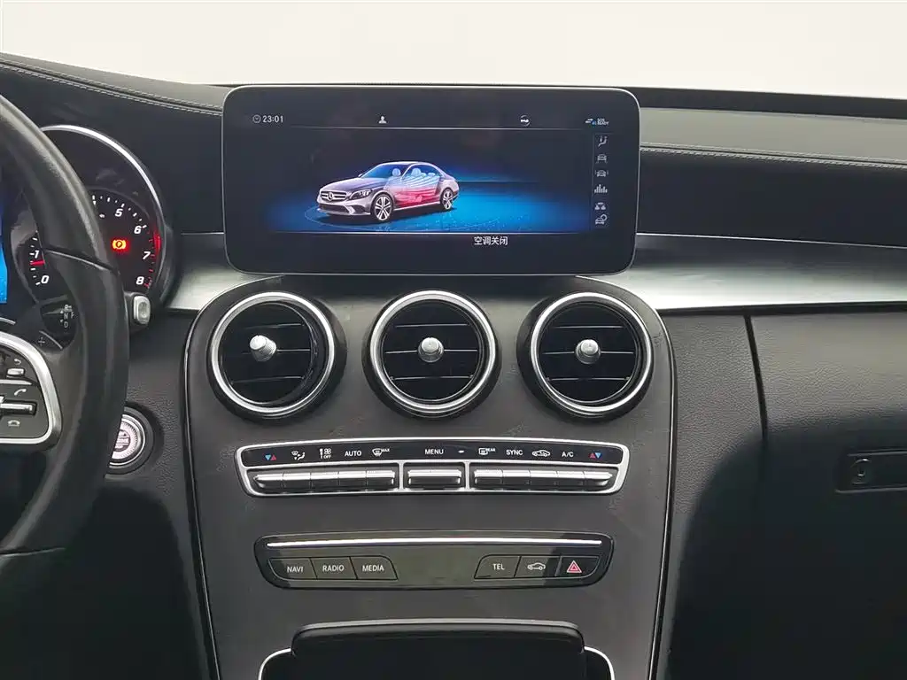 Mercedes-Benz C-Class 2018 — фото 12