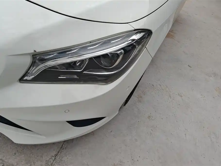 Mercedes-Benz CLA 2016